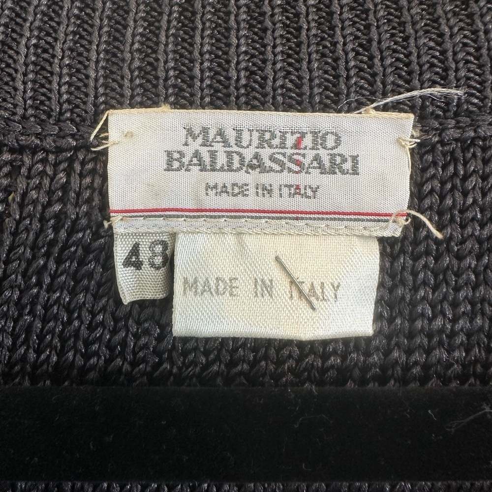 Maurizio Baldassari V Neck Silk Sweater Size 48 - Picture 3 of 5
